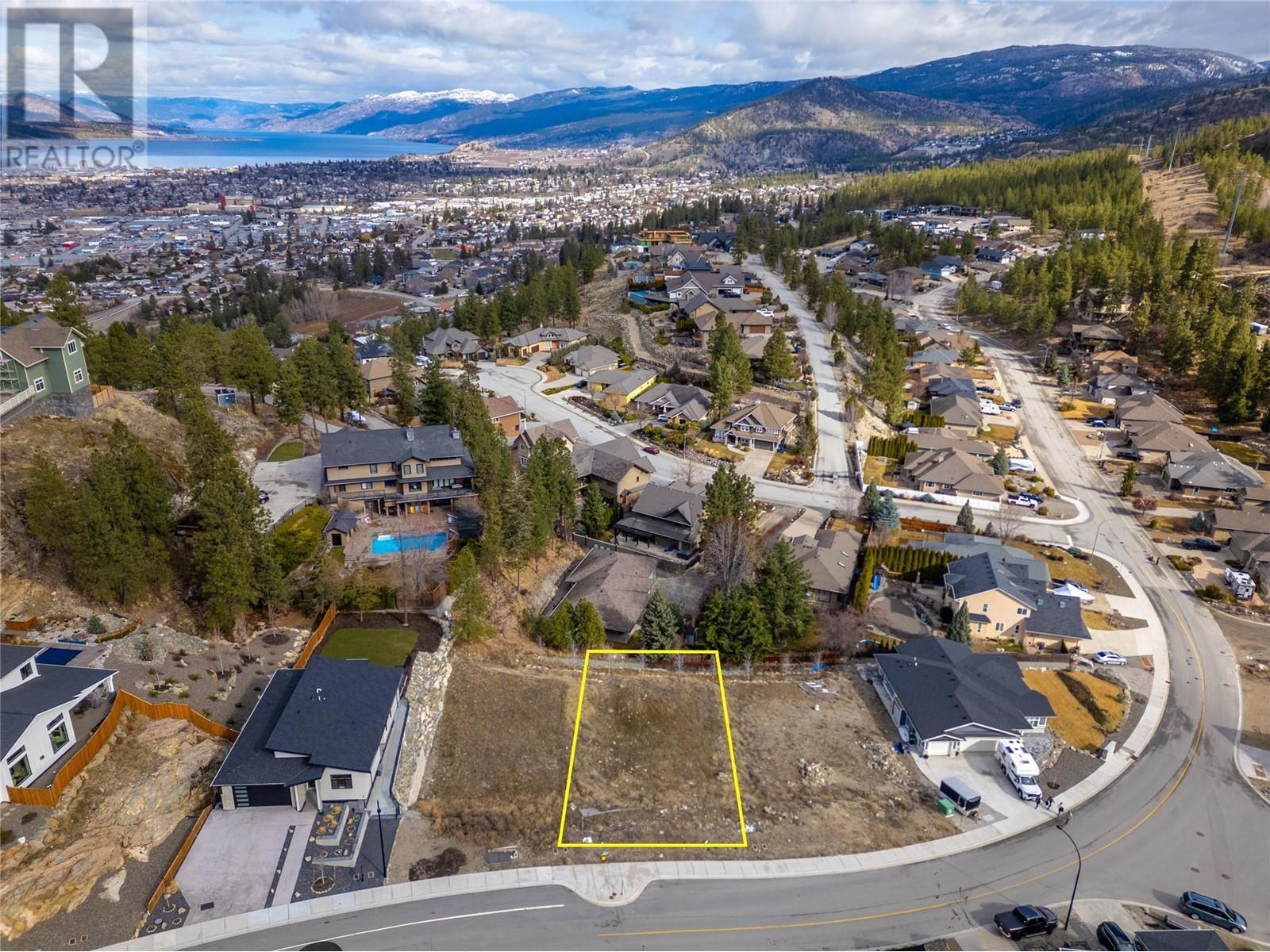 3255 Evergreen Drive, Penticton, British Columbia  V2A 0H9 - Photo 1 - 10340572