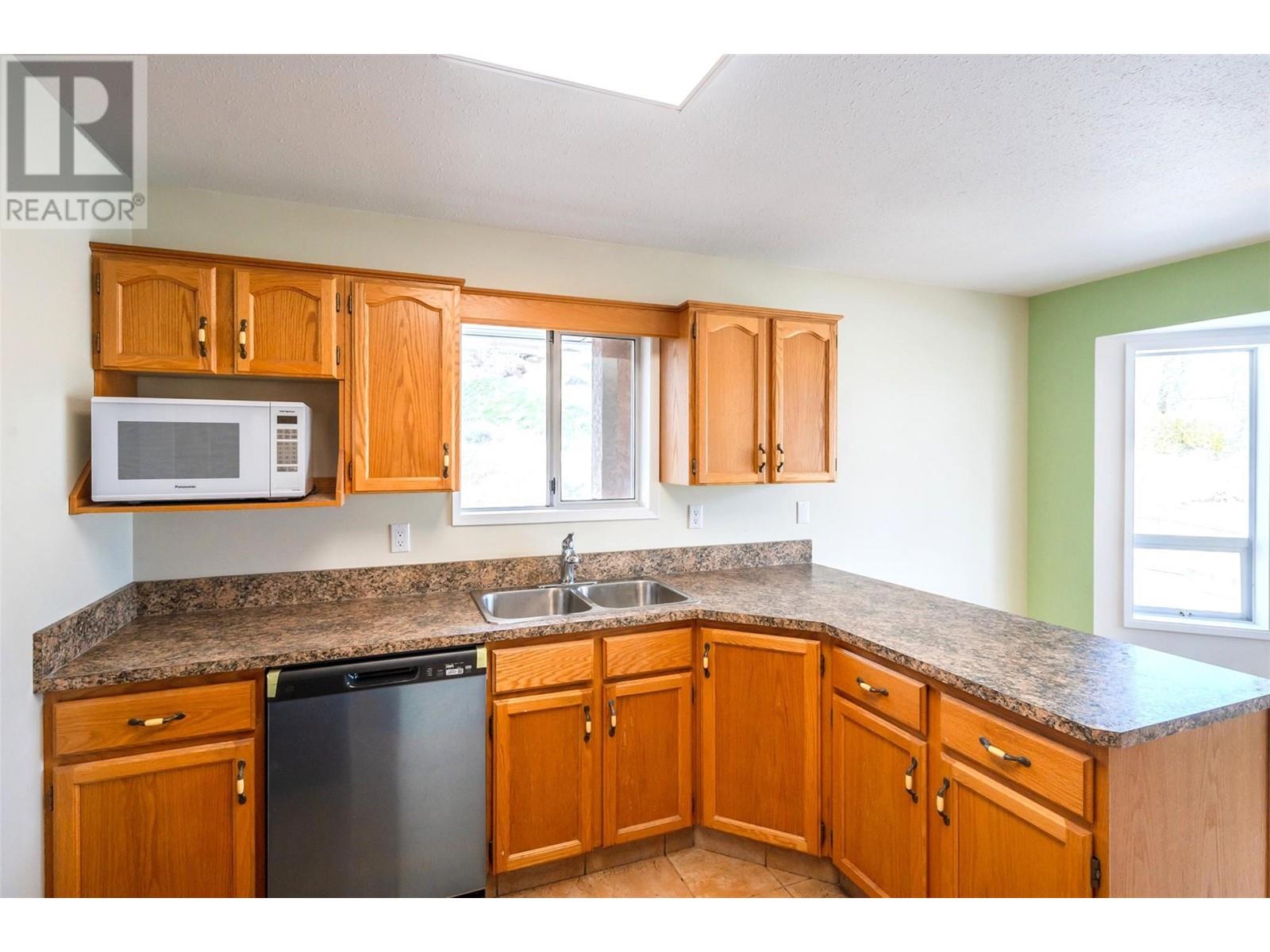 6816 89th Street Unit# 8, Osoyoos, British Columbia  V0H 1V1 - Photo 11 - 10340705