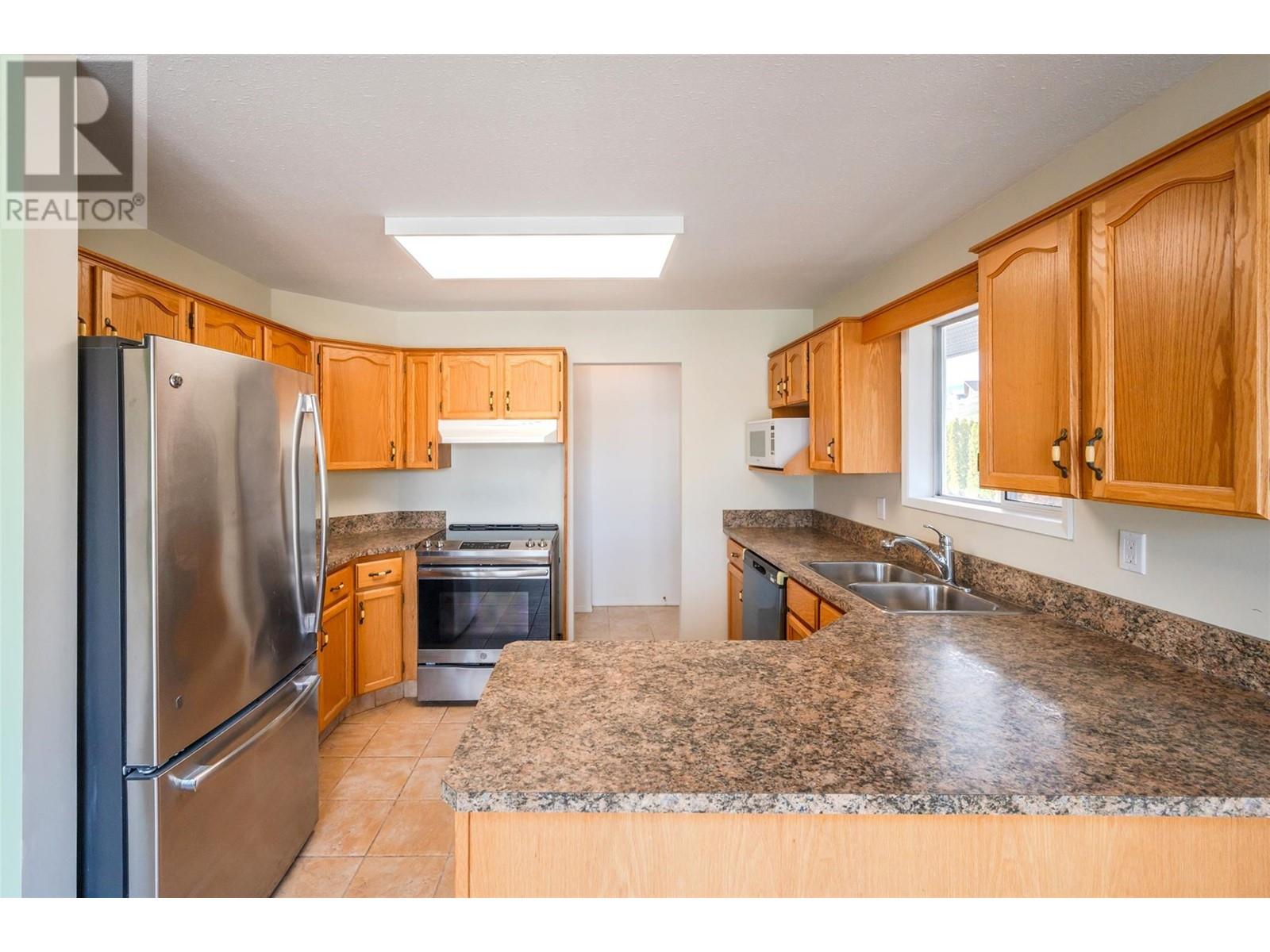 6816 89th Street Unit# 8, Osoyoos, British Columbia  V0H 1V1 - Photo 8 - 10340705