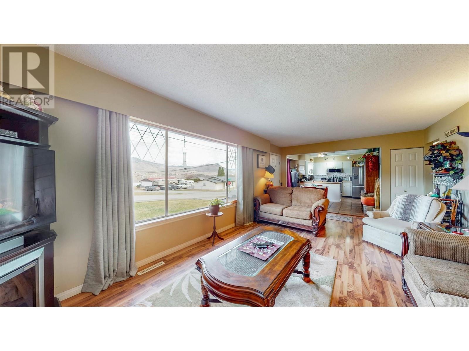 1202 91st Street, Osoyoos, British Columbia  V0H 1V1 - Photo 3 - 10340255