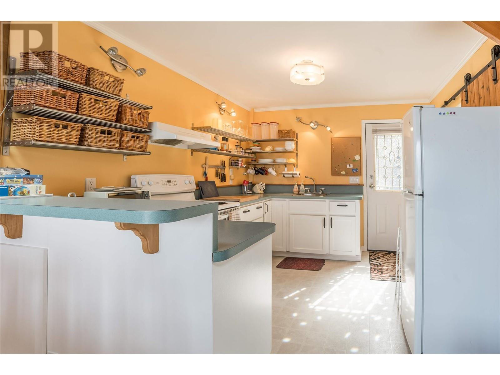 19279 Lakeshore Drive N, Summerland, British Columbia  V0H 1Z6 - Photo 15 - 10340971