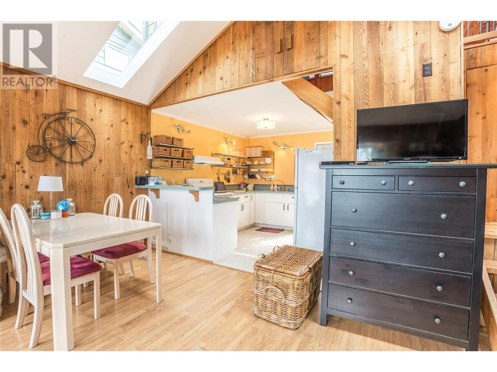19279 Lakeshore Drive N, Summerland, British Columbia  V0H 1Z6 - Photo 17 - 10340971