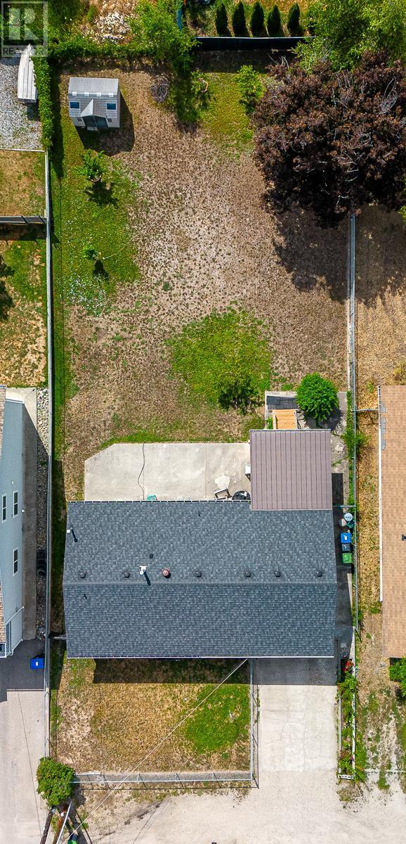 390 Asher Road, Kelowna, British Columbia  V1X 3H7 - Photo 3 - 10340946