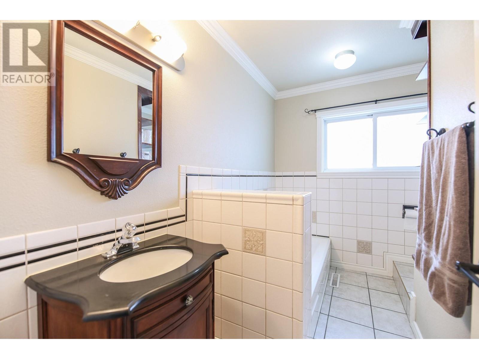 384 19 Road, Oliver, British Columbia  V0H 1T1 - Photo 39 - 10340932