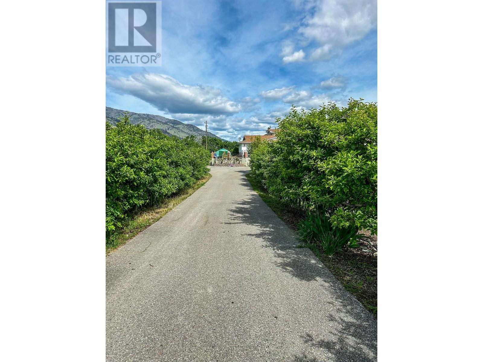 384 19 Road, Oliver, British Columbia  V0H 1T1 - Photo 6 - 10340932