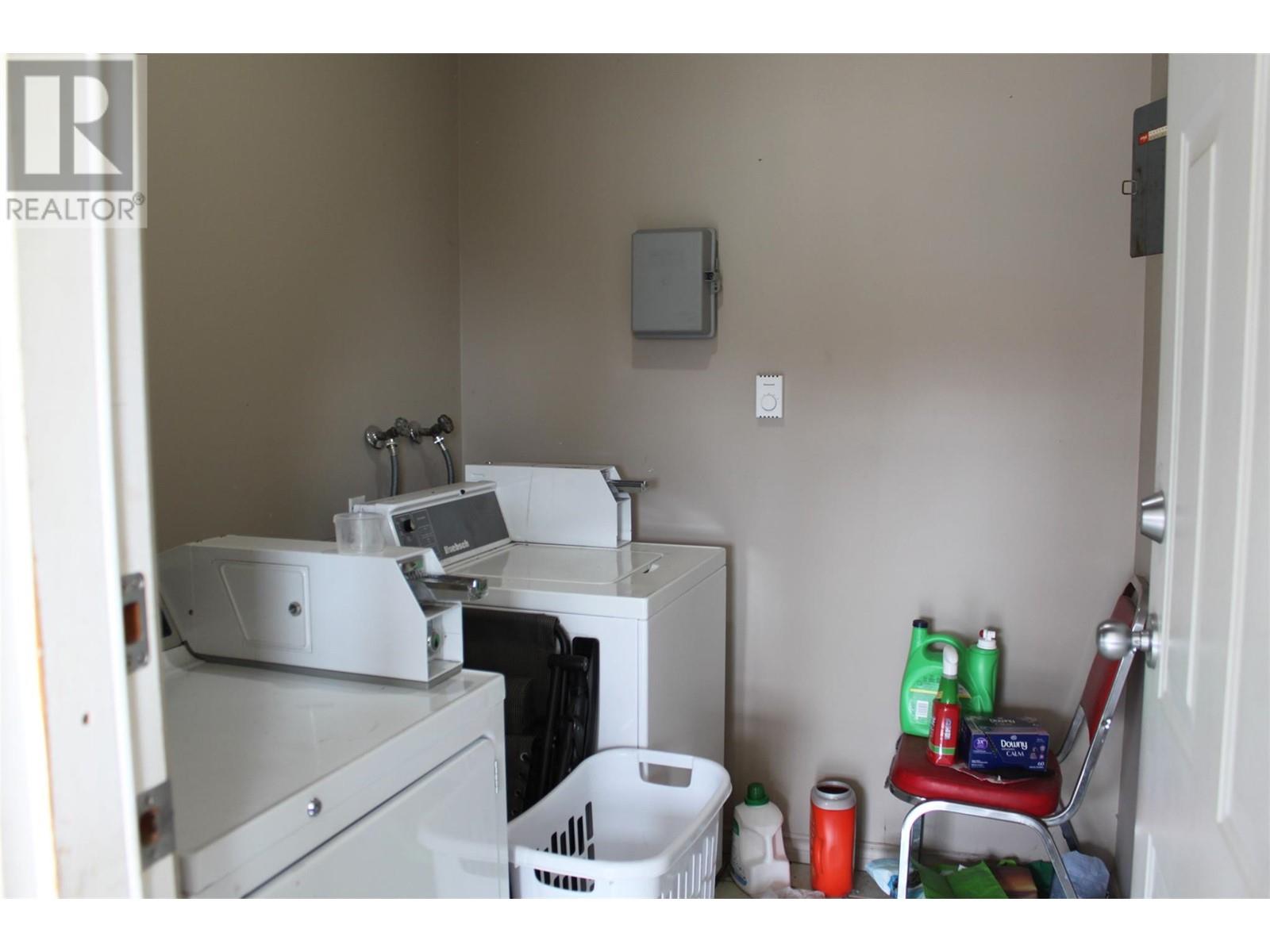 208 Nelson Avenue Unit# 1-4, Nakusp, British Columbia  V0G 1R0 - Photo 8 - 10341027