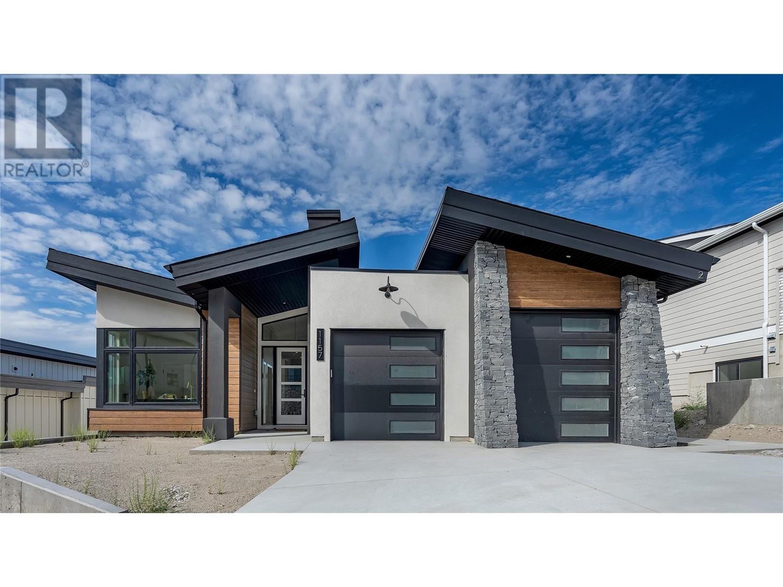 1157 Elk Street, Penticton, British Columbia  V2A 0C9 - Photo 1 - 10341096
