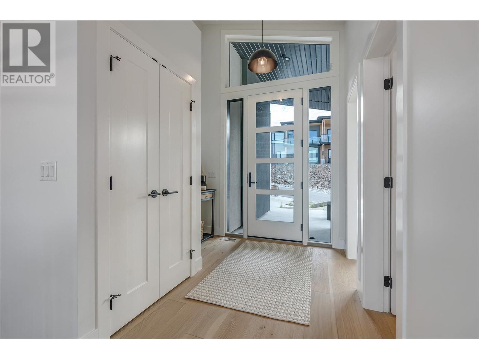 1157 Elk Street, Penticton, British Columbia  V2A 0C9 - Photo 4 - 10341096