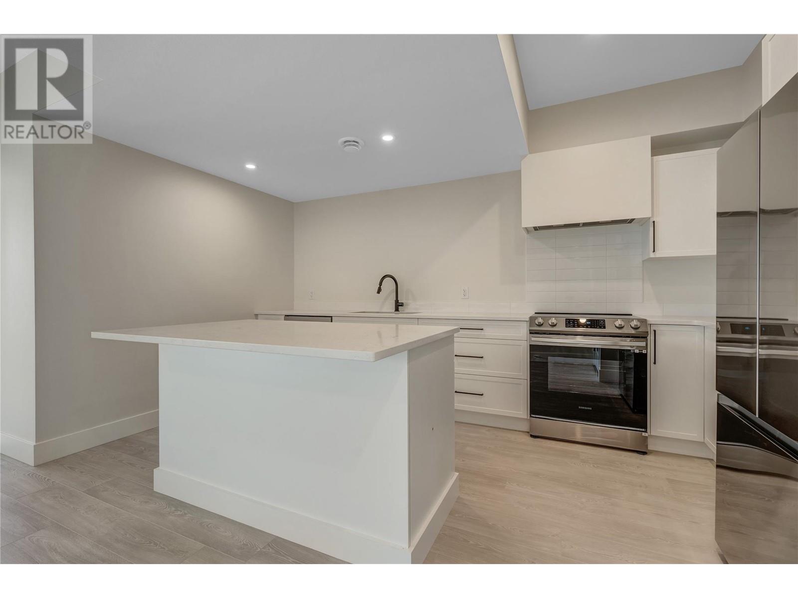 1157 Elk Street, Penticton, British Columbia  V2A 0C9 - Photo 45 - 10341096