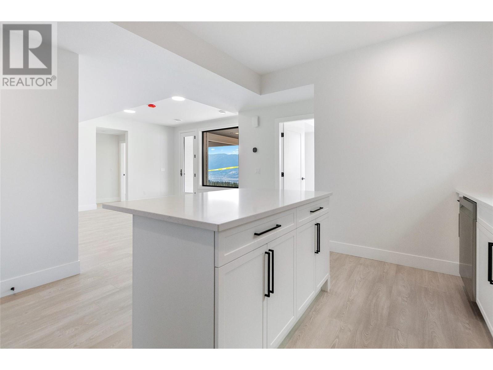 1143 Elk Street, Penticton, British Columbia  V2A 0C9 - Photo 32 - 10341091