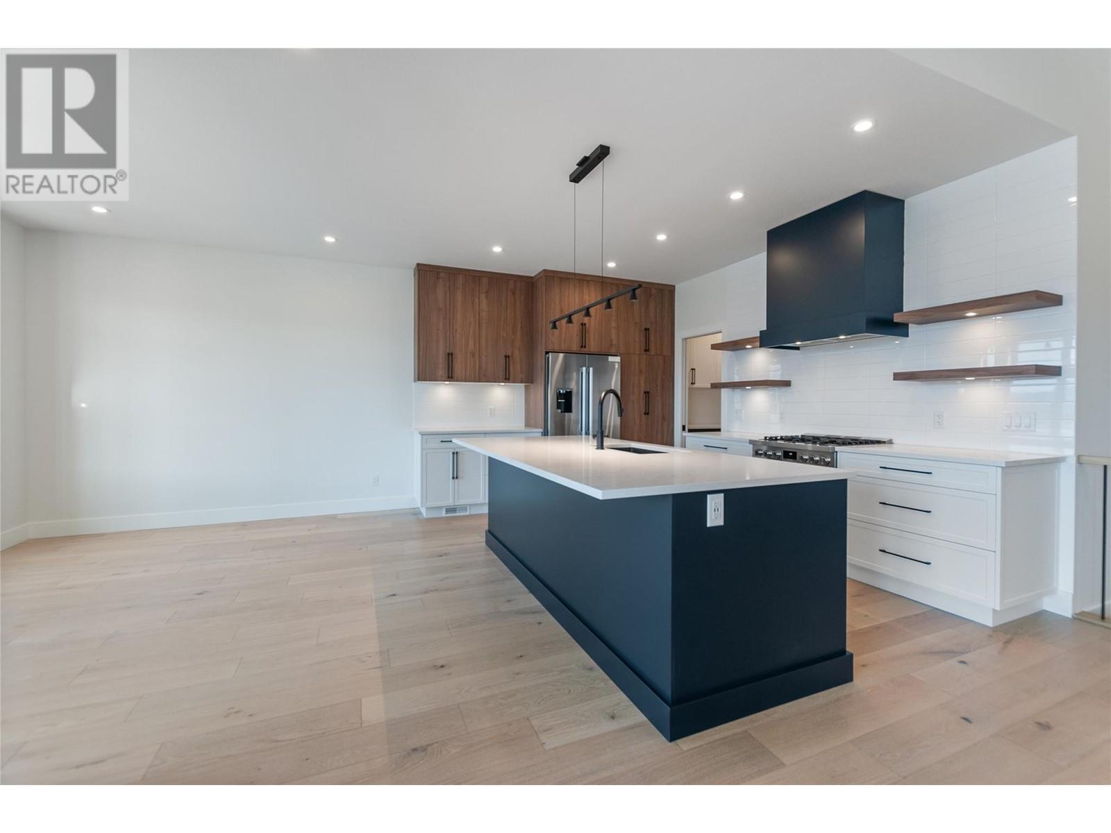 1143 Elk Street, Penticton, British Columbia  V2A 0C9 - Photo 5 - 10341091