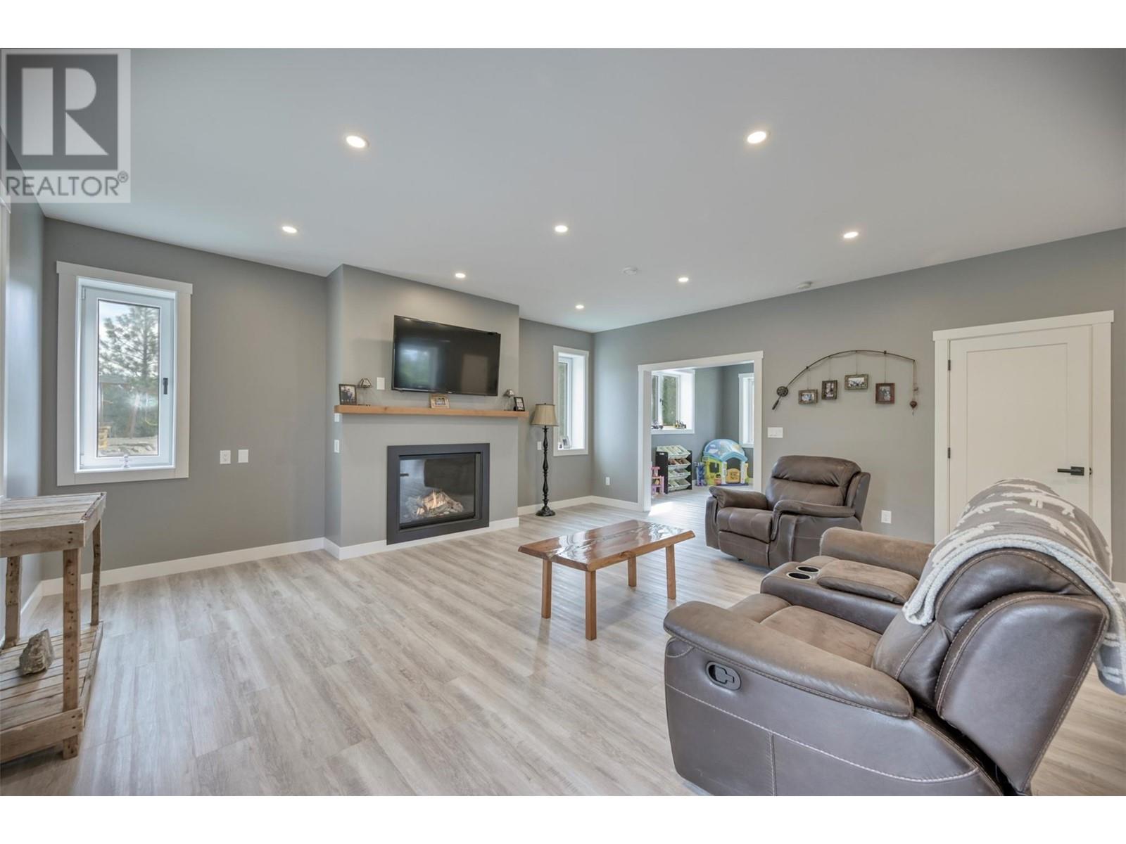 140 Grizzly Place, Osoyoos, British Columbia  V0H 1V6 - Photo 8 - 10340672