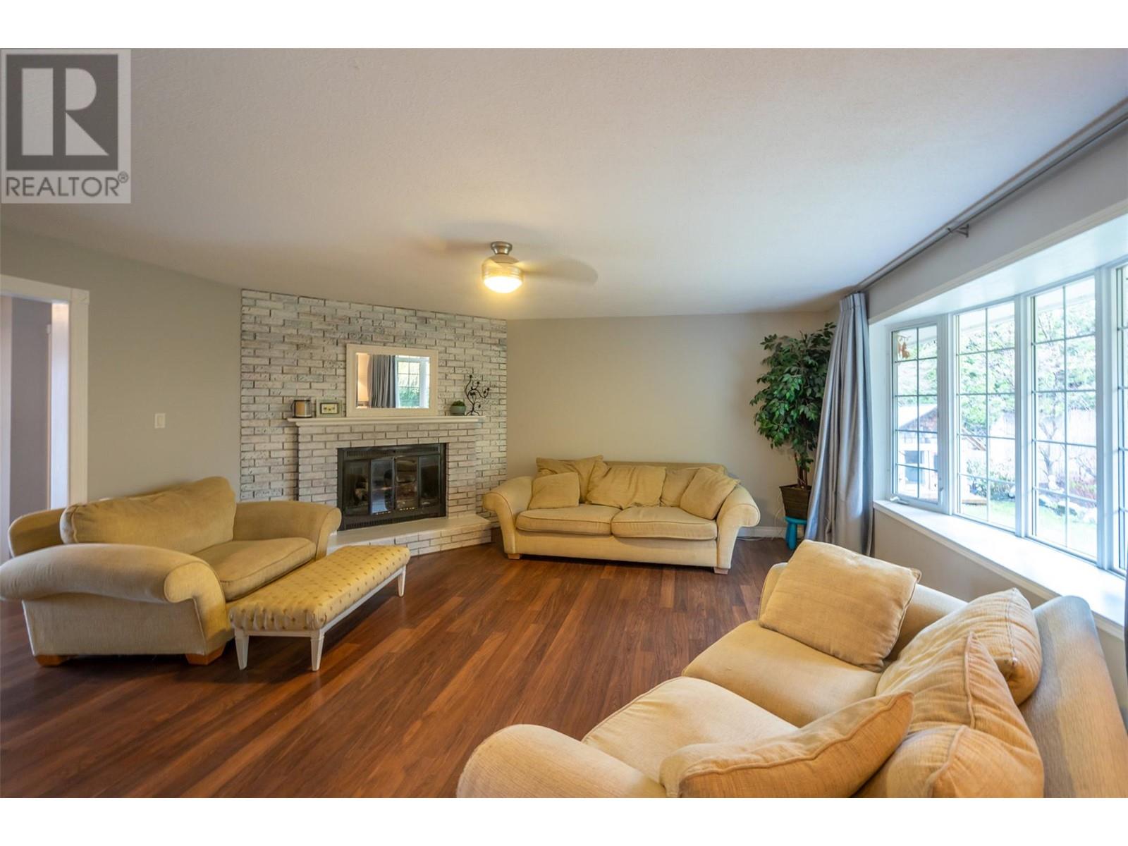 458 Alder Street, Penticton, British Columbia  V2A 6S6 - Photo 4 - 10341114