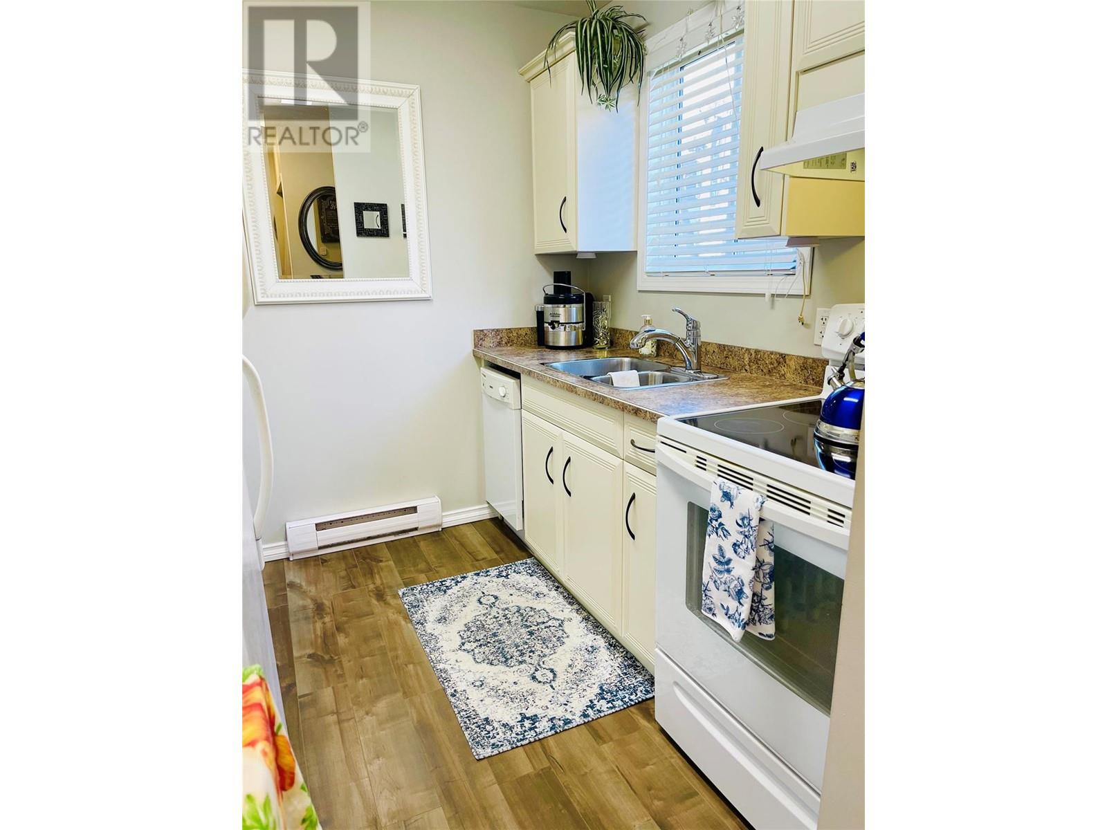 2250 Baskin Street Unit# 12, Penticton, British Columbia  V2A 6Y3 - Photo 8 - 10340808