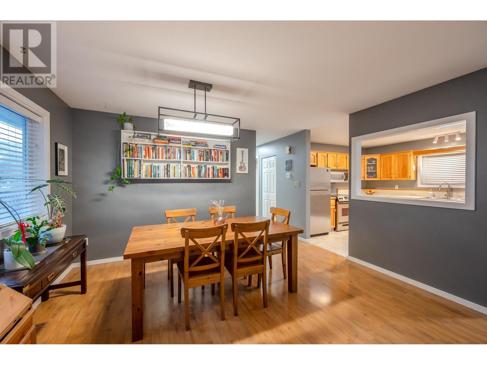 181 Wade Avenue W, Penticton, British Columbia  V2A 1T7 - Photo 5 - 10341196