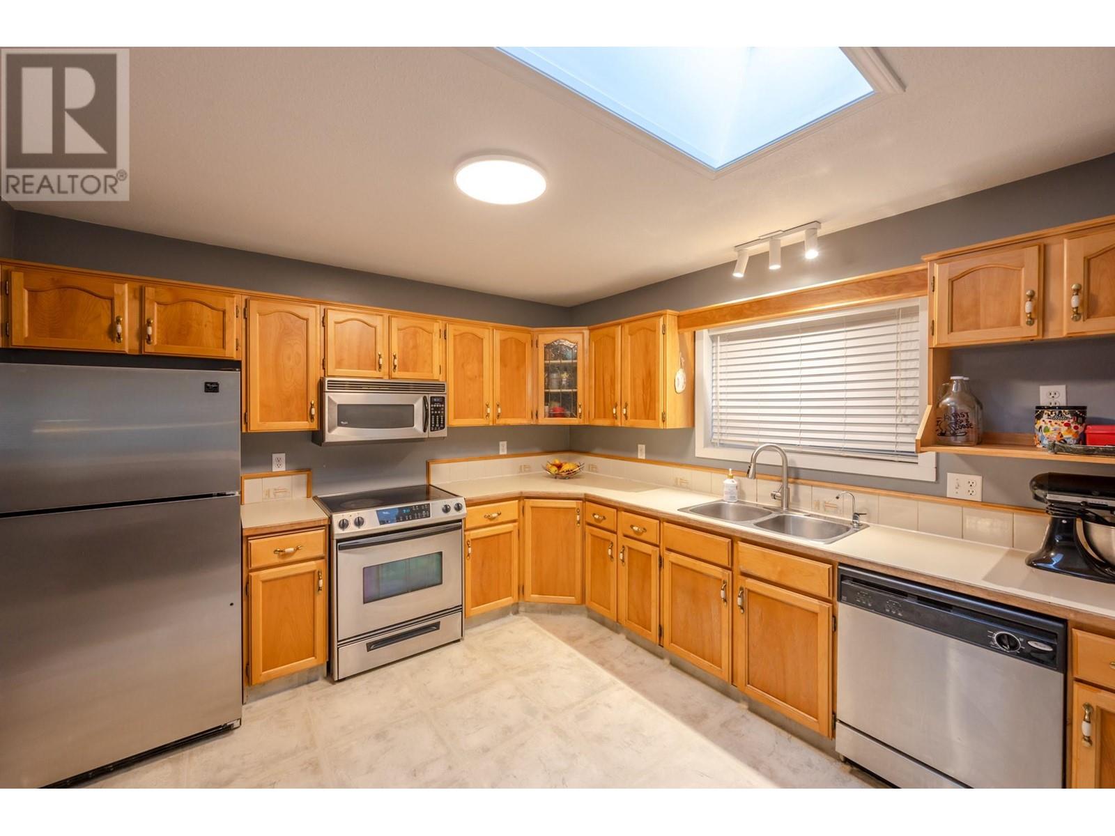 181 Wade Avenue W, Penticton, British Columbia  V2A 1T7 - Photo 7 - 10341196