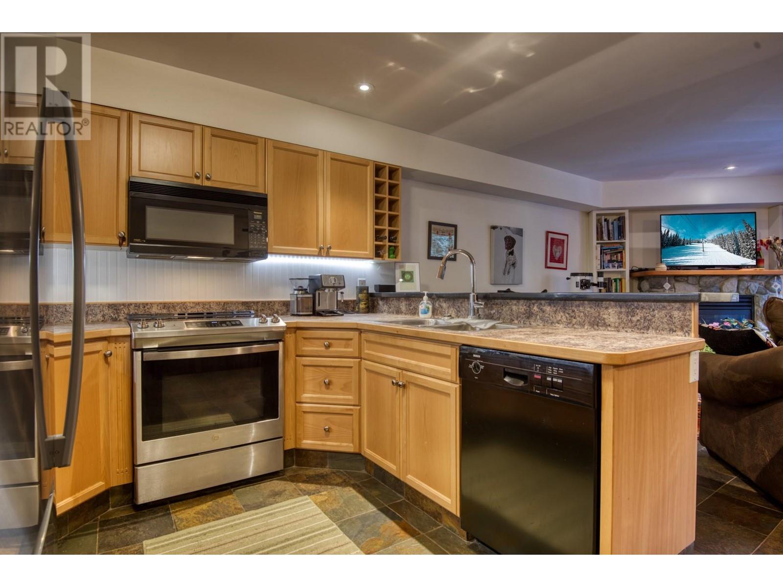 360 Strayhorse Road Unit# 4, Penticton, British Columbia  V2A 0E2 - Photo 11 - 10341232
