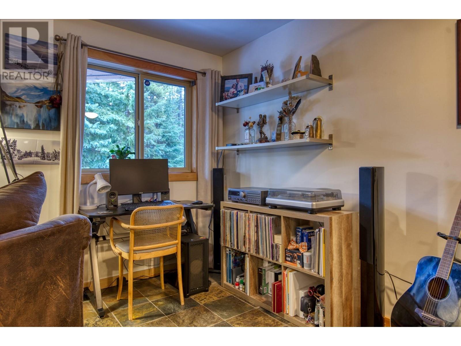 360 Strayhorse Road Unit# 4, Penticton, British Columbia  V2A 0E2 - Photo 17 - 10341232