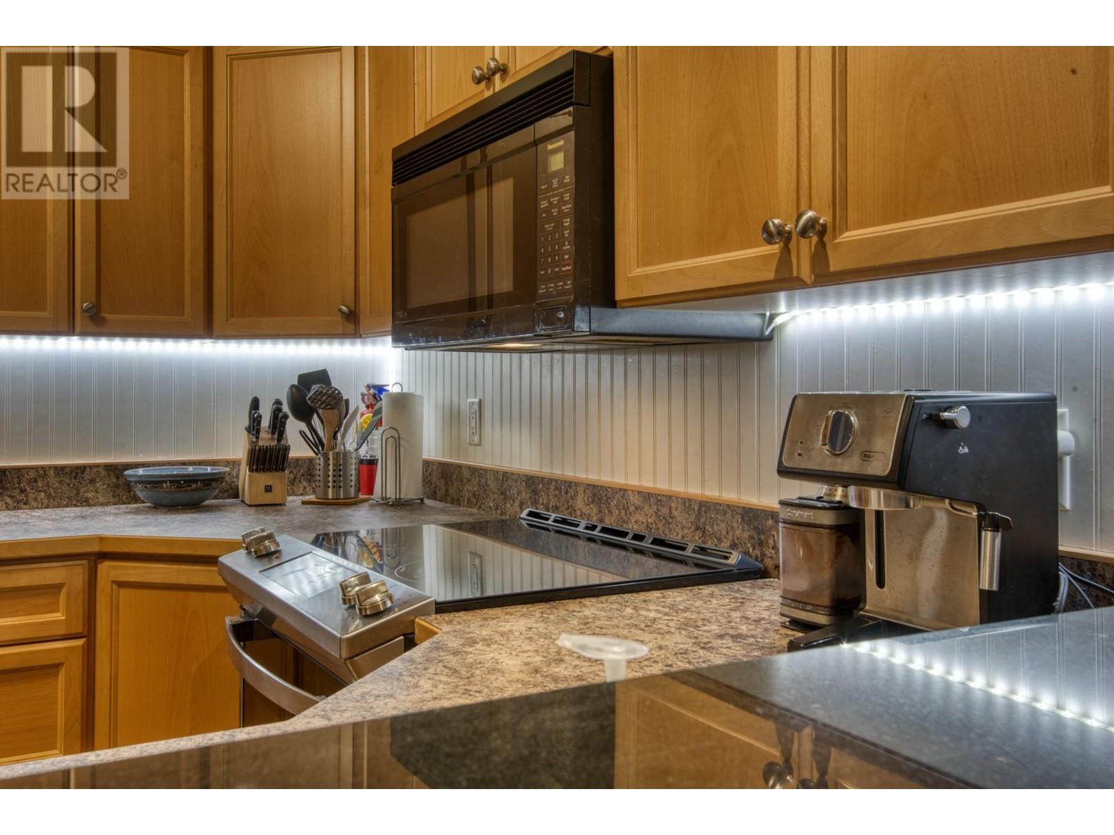 360 Strayhorse Road Unit# 4, Penticton, British Columbia  V2A 0E2 - Photo 5 - 10341232