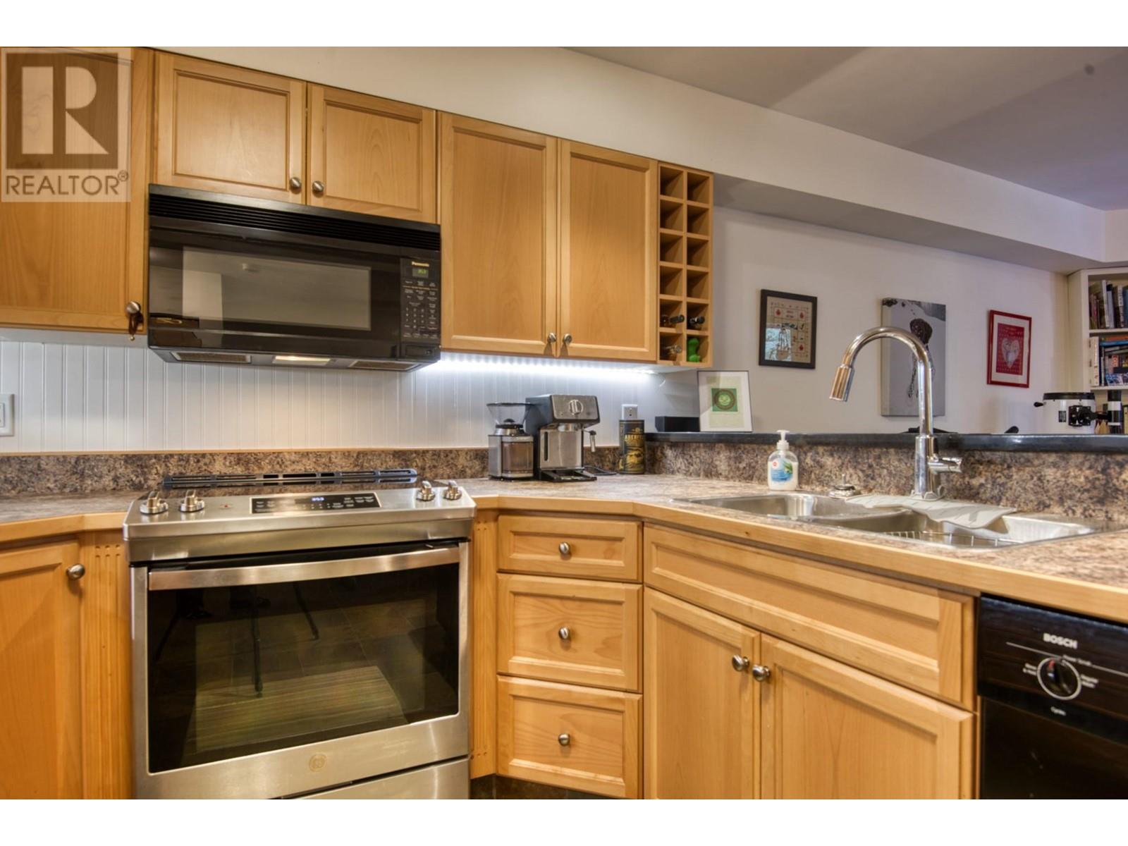 360 Strayhorse Road Unit# 4, Penticton, British Columbia  V2A 0E2 - Photo 6 - 10341232
