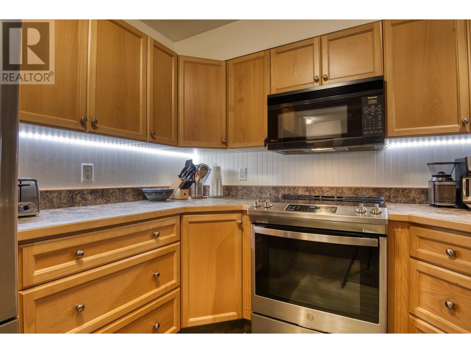 360 Strayhorse Road Unit# 4, Penticton, British Columbia  V2A 0E2 - Photo 9 - 10341232