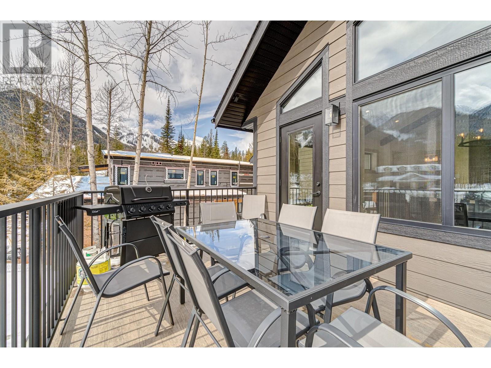 5545 Currie Bowl Way, Fernie, British Columbia  V0B 1M6 - Photo 21 - 10340544