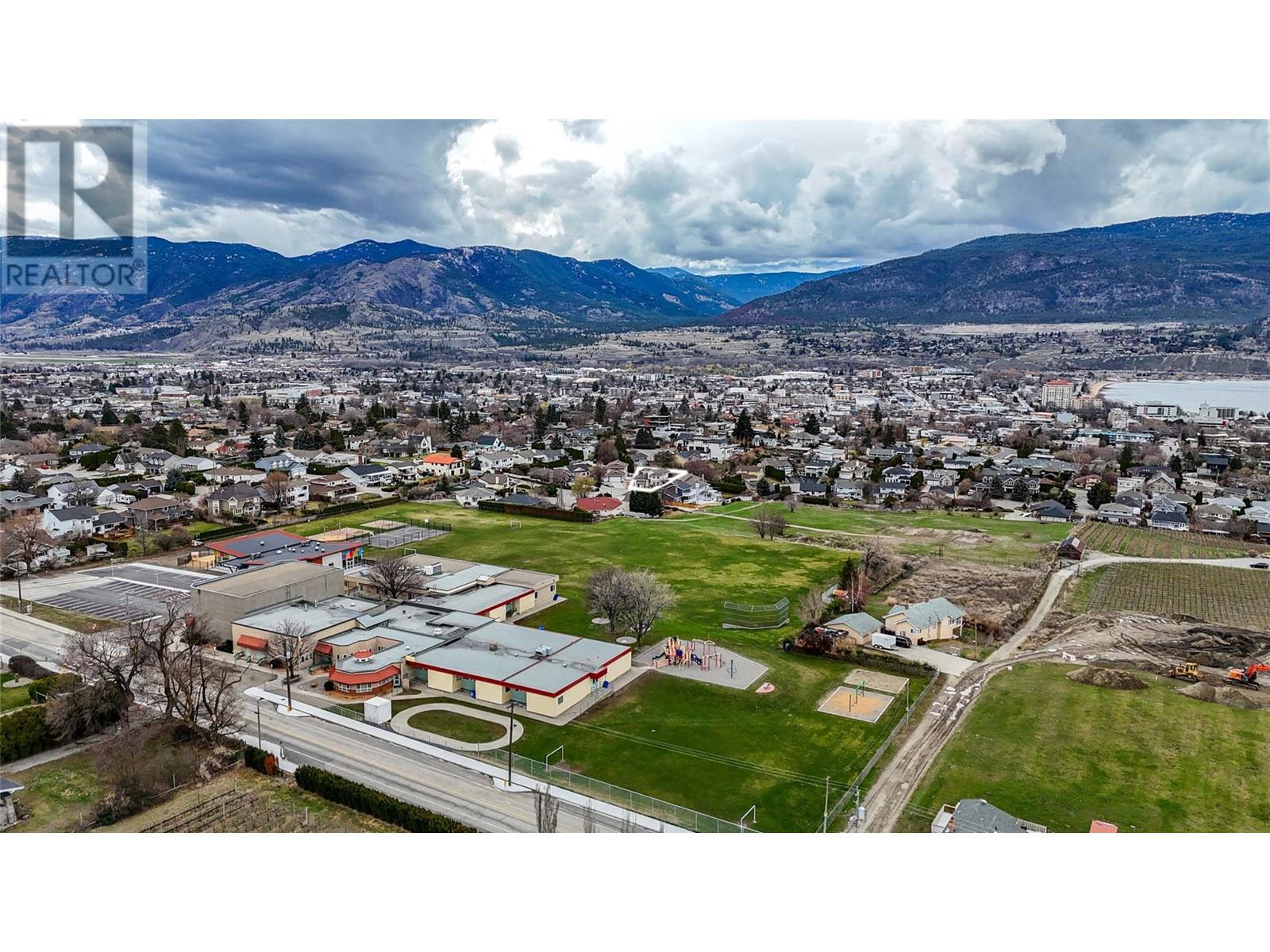 152 Mccauley Place, Penticton, British Columbia  V2A 7Z9 - Photo 58 - 10341235