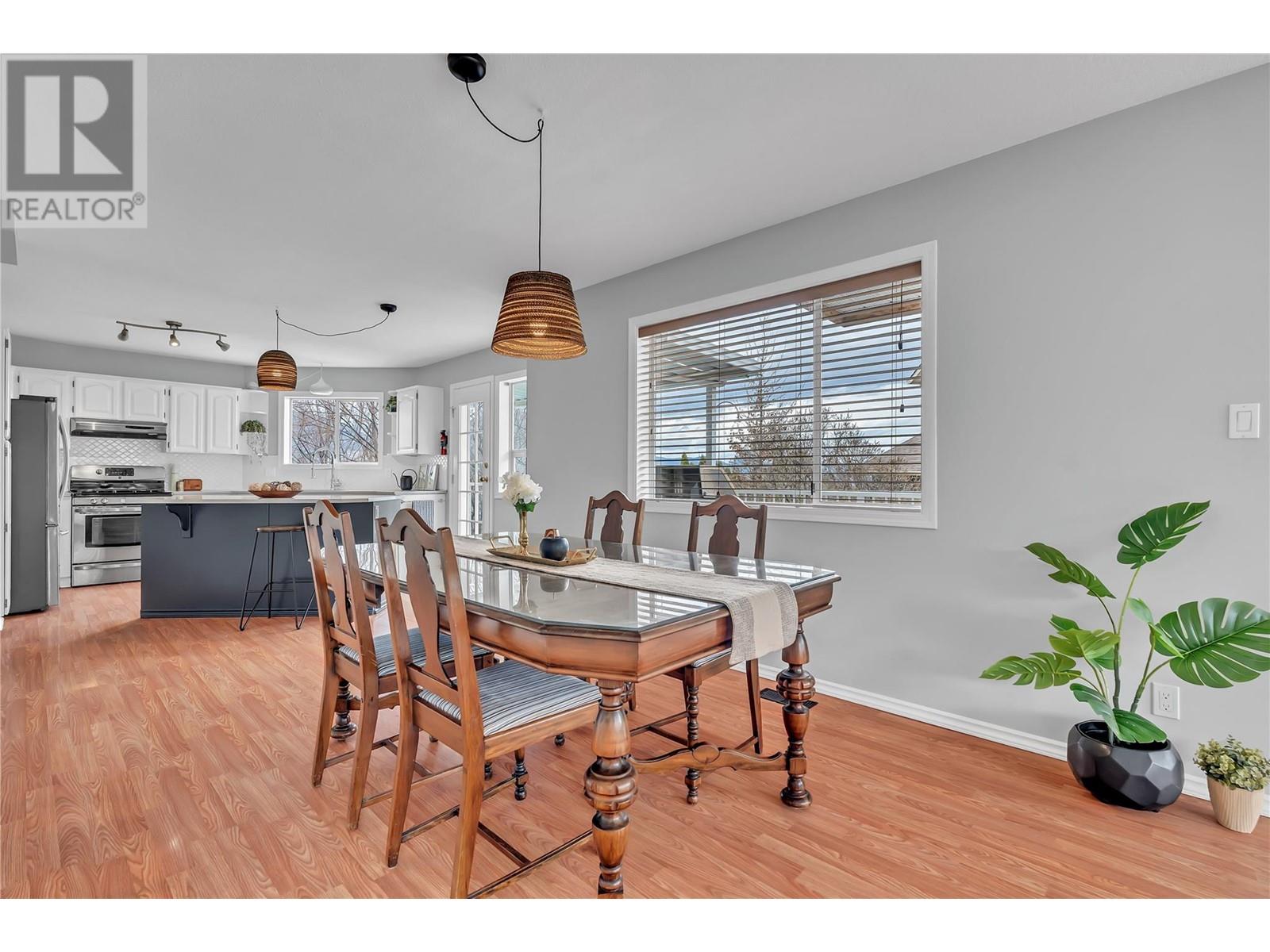152 Mccauley Place, Penticton, British Columbia  V2A 7Z9 - Photo 8 - 10341235