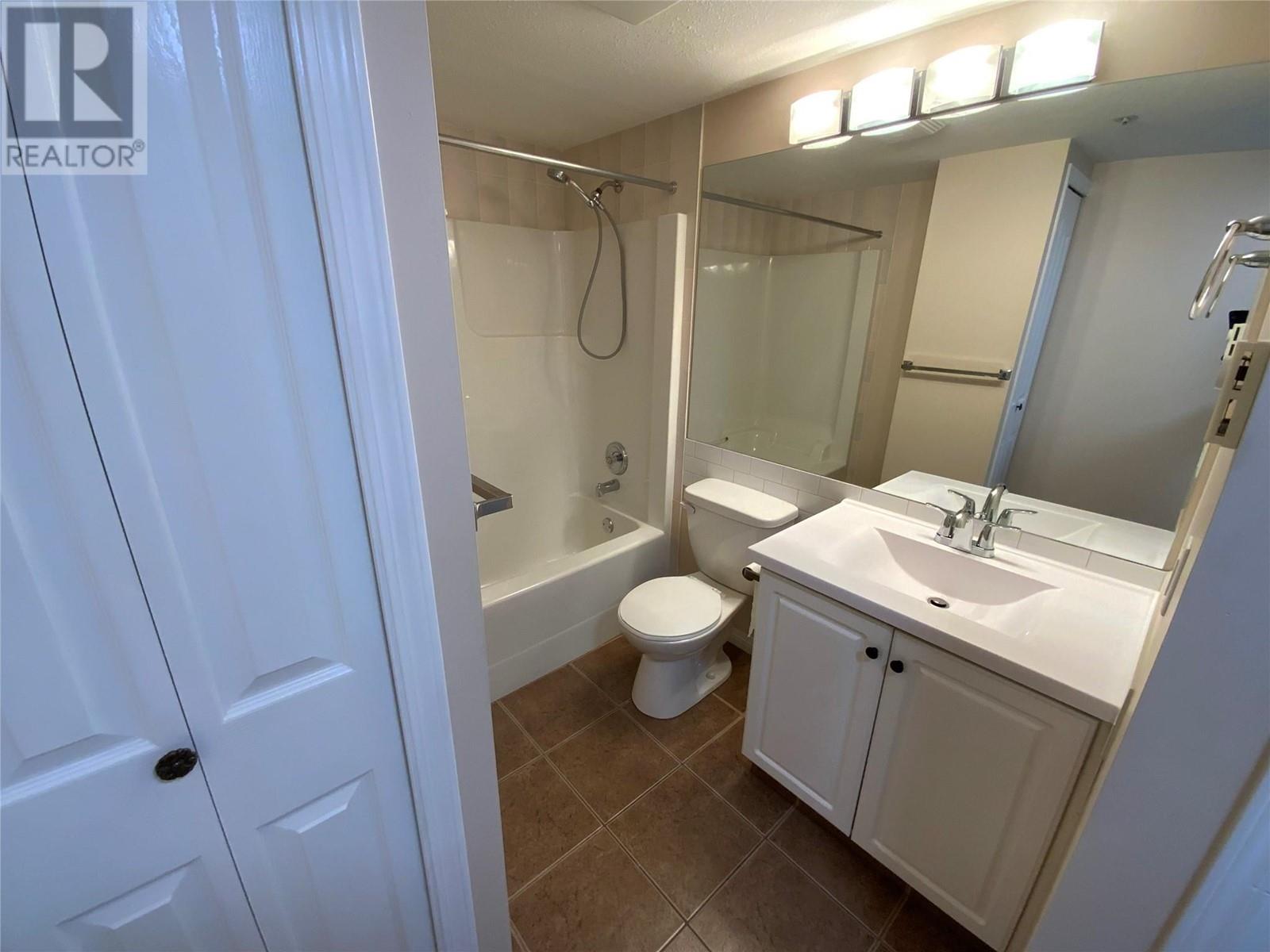 329 Rigsby Street Unit# 102, Penticton, British Columbia  V2A 1V6 - Photo 12 - 10341382