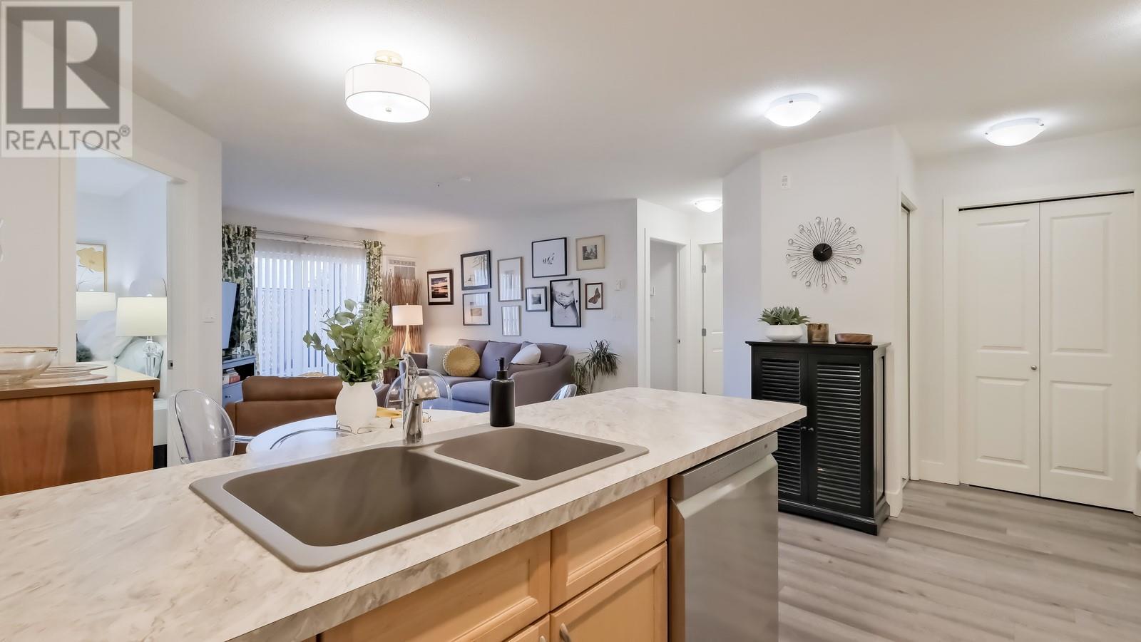 246 Hastings Avenue Unit# 209, Penticton, British Columbia  V2A 2V6 - Photo 6 - 10341465