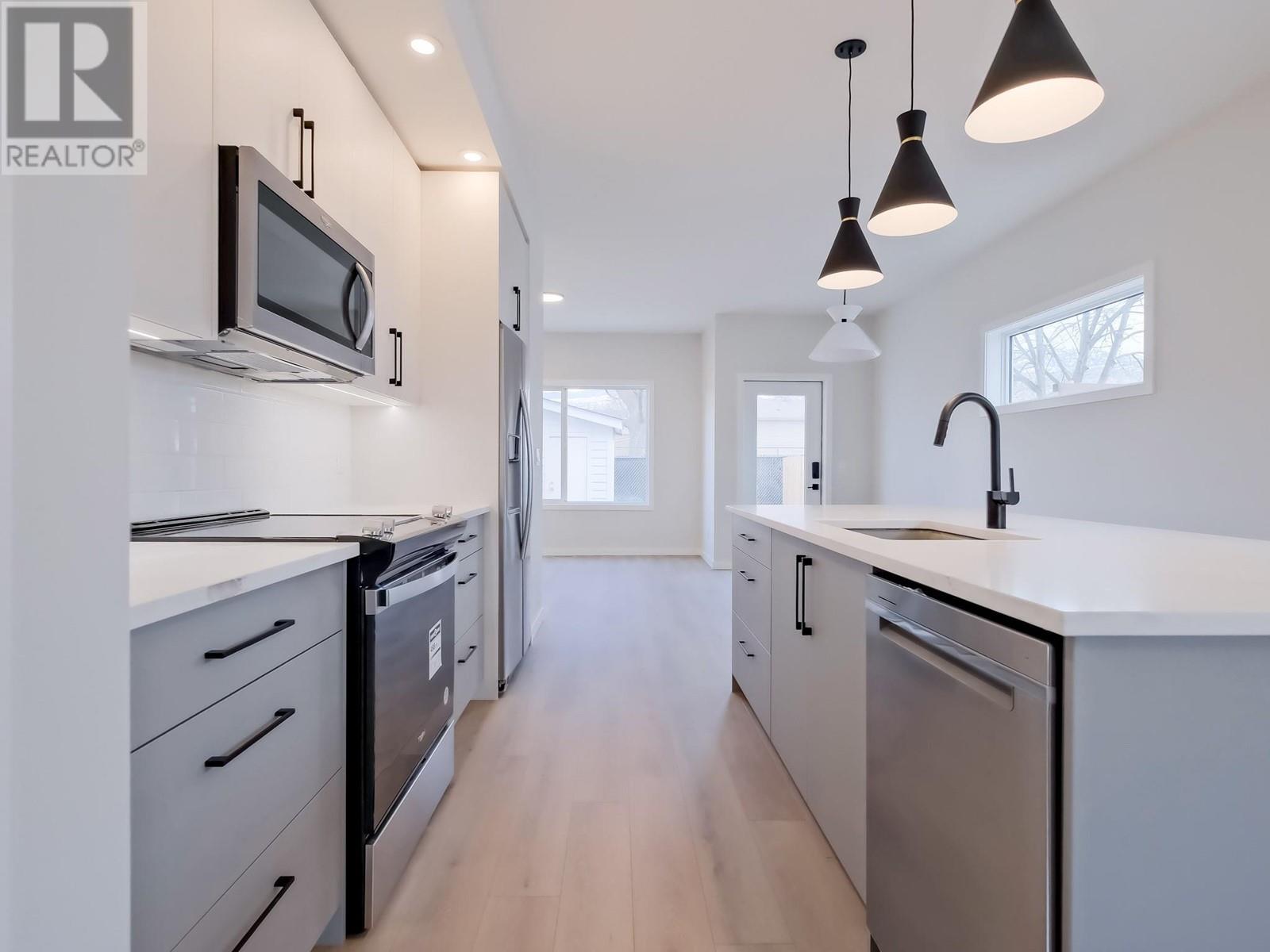 275 Kinney Avenue Unit# 103, Penticton, British Columbia  V2A 3P3 - Photo 5 - 10341468