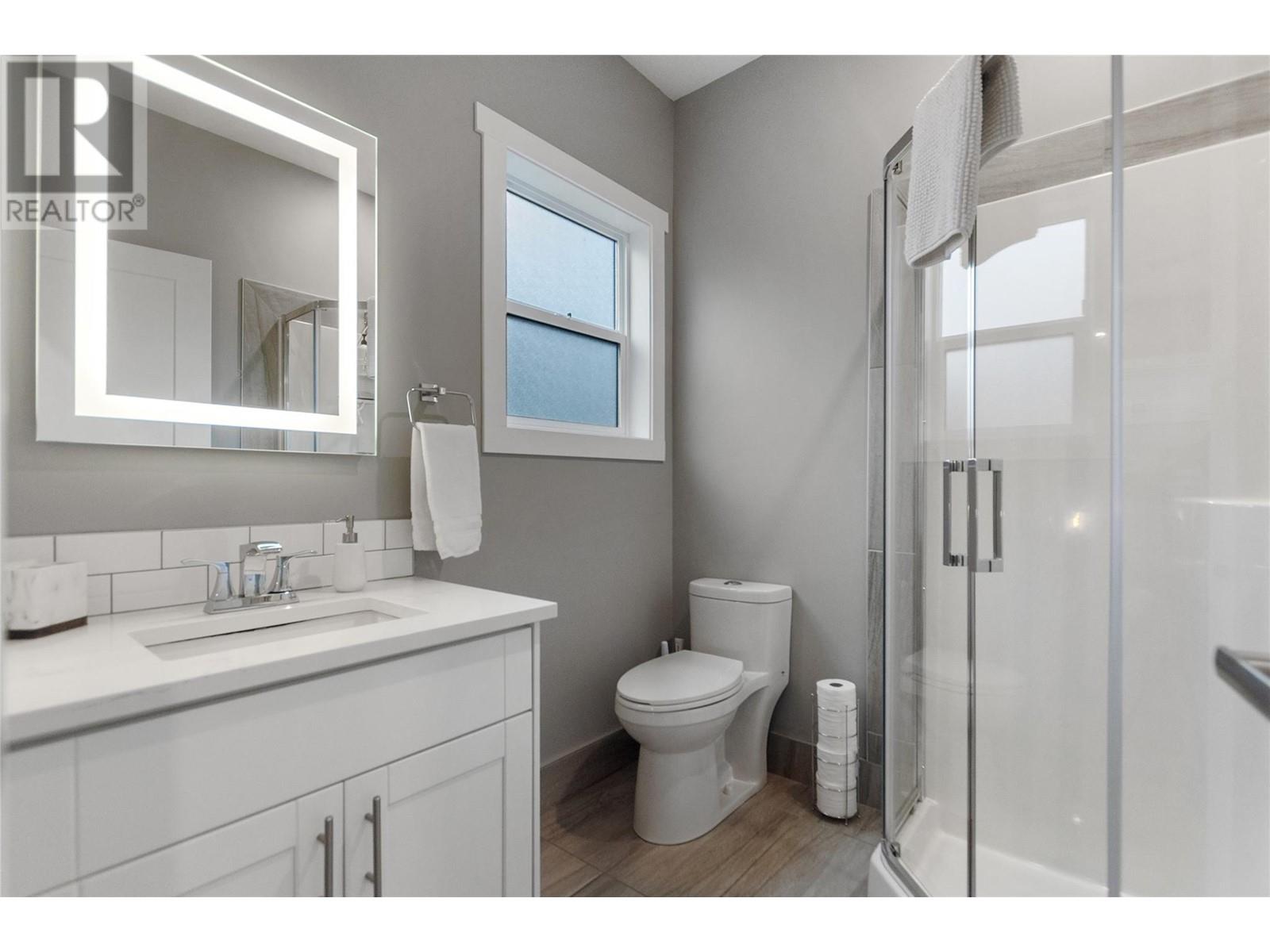 1087 Dynes Avenue Unit# 102, Penticton, British Columbia  V2A 1E9 - Photo 9 - 10341508