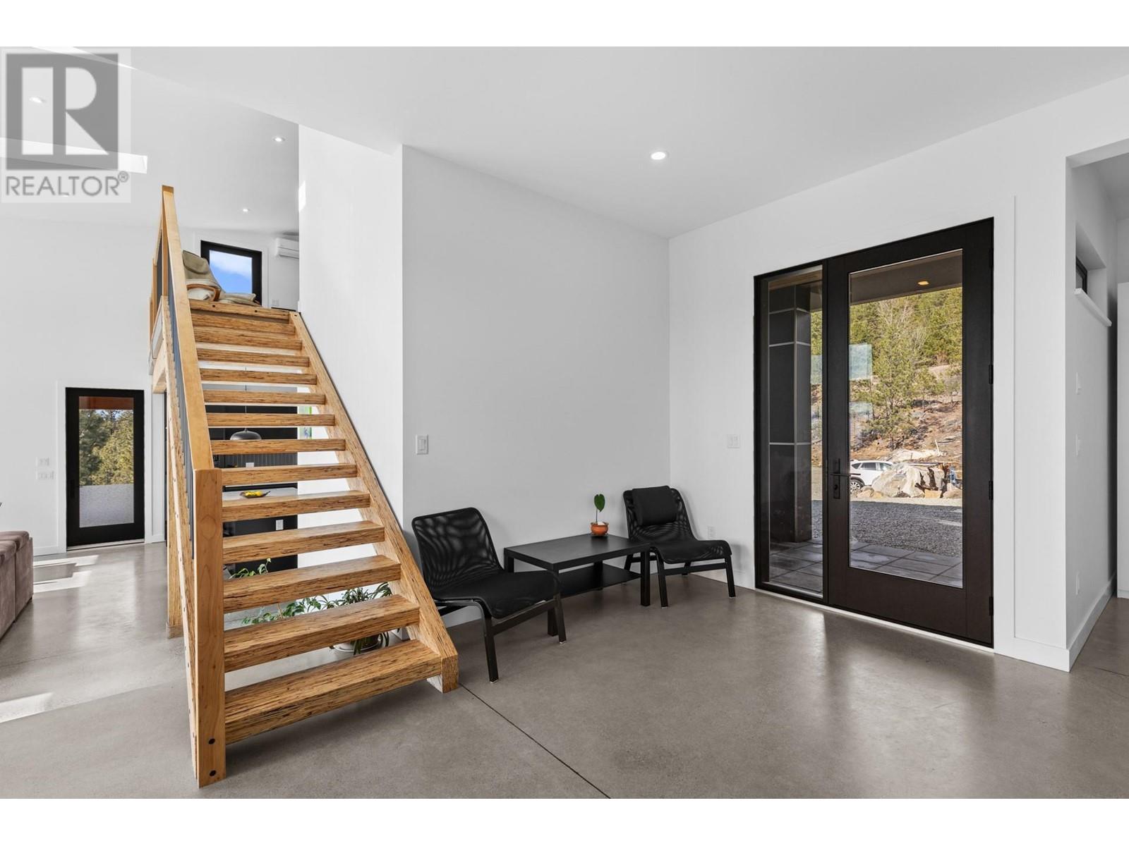 169 Longview Road, Osoyoos, British Columbia  V0H 1V6 - Photo 6 - 10341519
