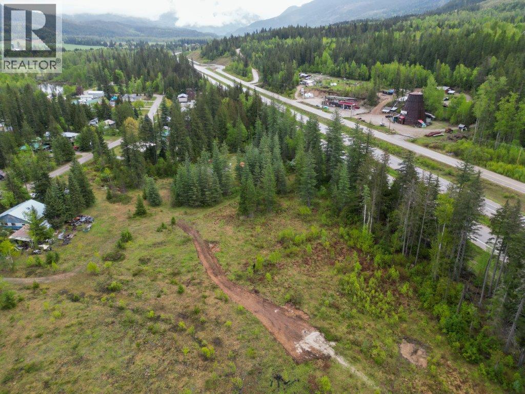 4103 Balsam Way, Malakwa, British Columbia  V0E 2J0 - Photo 28 - 10341433