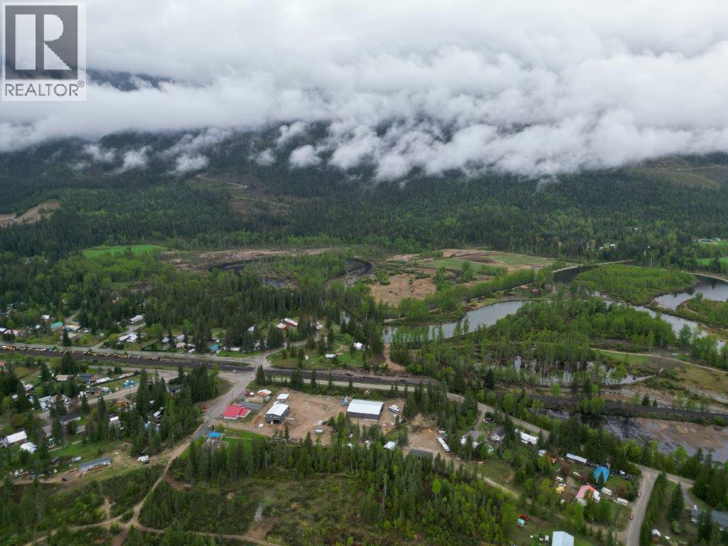 4103 Balsam Way, Malakwa, British Columbia  V0E 2J0 - Photo 47 - 10341433