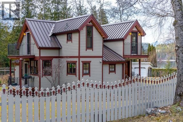 305 Bellevue Street, New Denver, British Columbia  V0G 1S0 - Photo 26 - 10341555