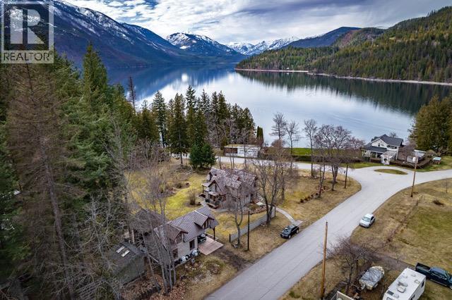 305 Bellevue Street, New Denver, British Columbia  V0G 1S0 - Photo 6 - 10341555