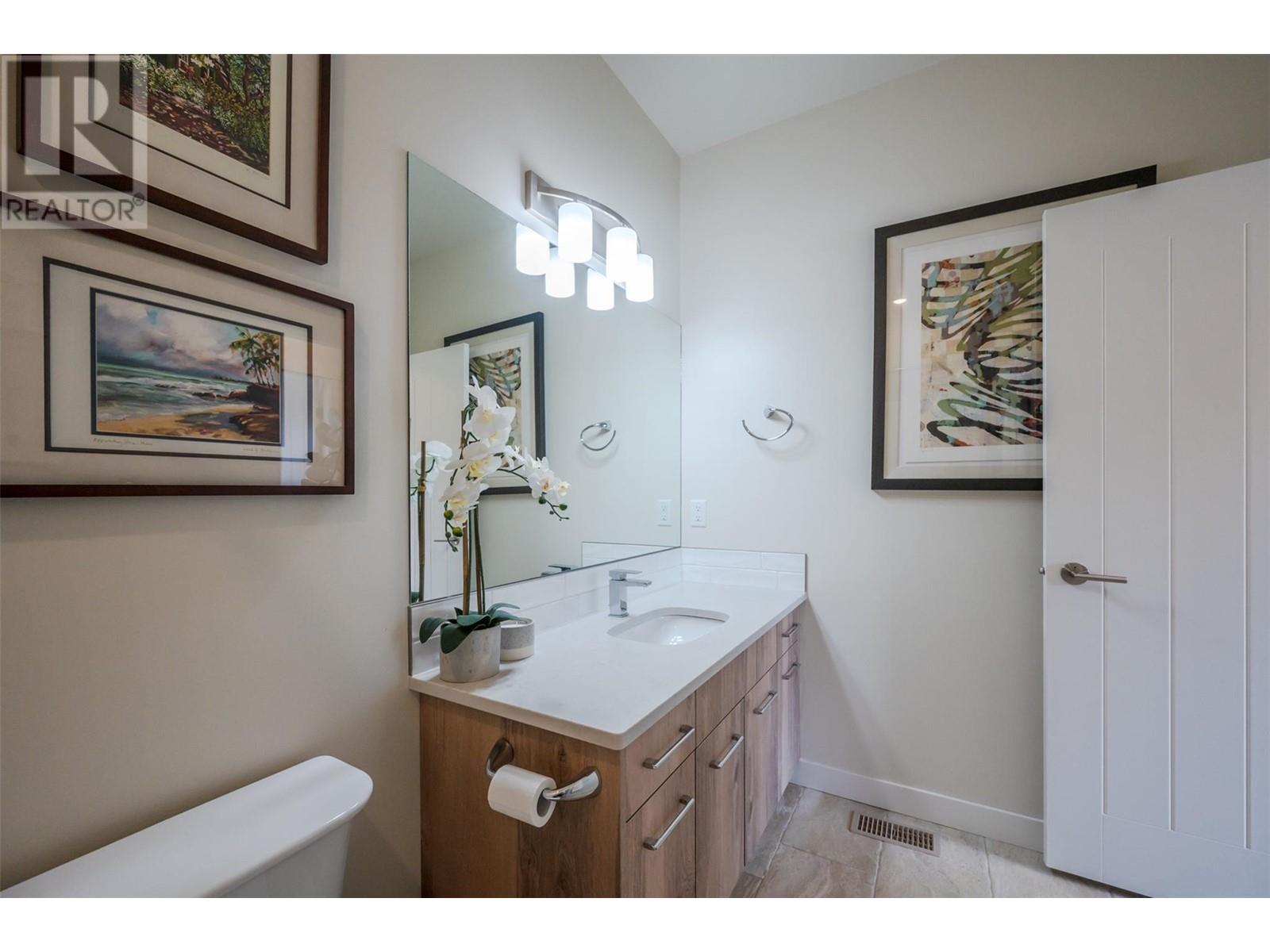 2101 Lawrence Avenue, Penticton, British Columbia  V2A 9G6 - Photo 28 - 10341611