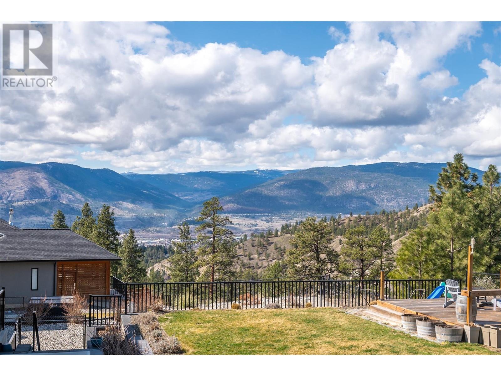 2101 Lawrence Avenue, Penticton, British Columbia  V2A 9G6 - Photo 44 - 10341611