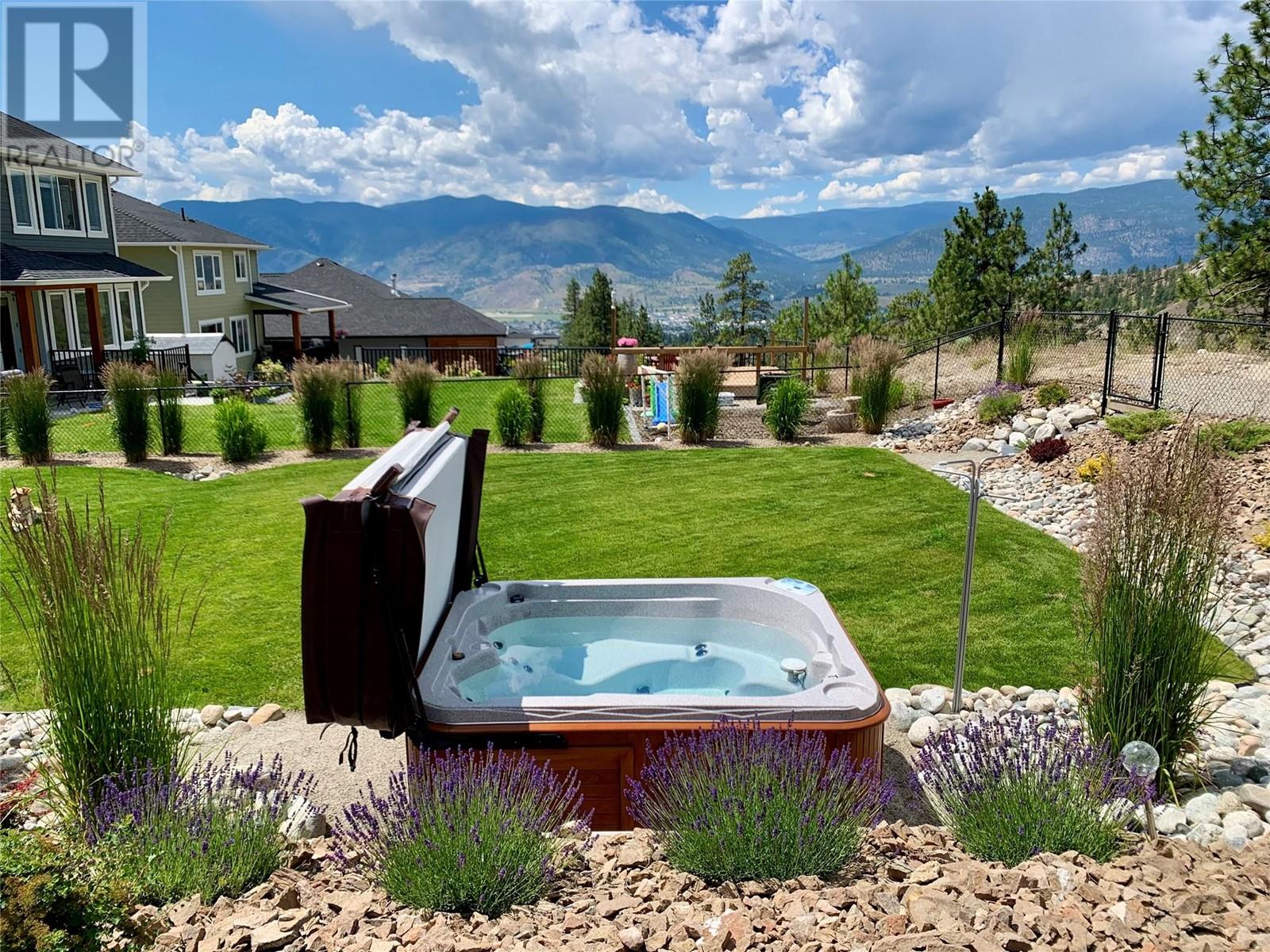 2101 Lawrence Avenue, Penticton, British Columbia  V2A 9G6 - Photo 6 - 10341611