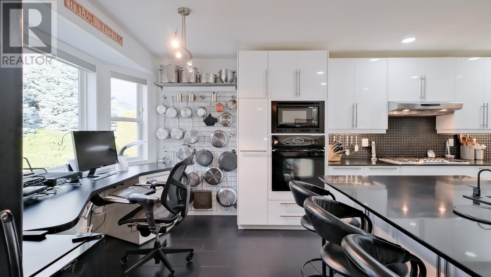 444 Ridge Place, Penticton, British Columbia  V2A 8N7 - Photo 19 - 10341653