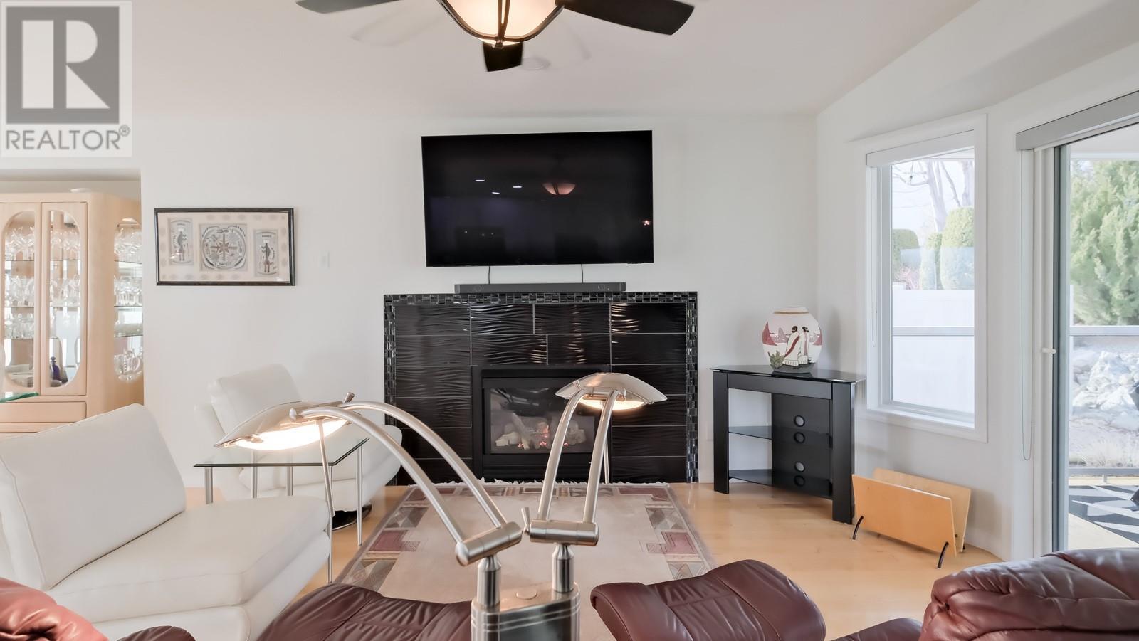 444 Ridge Place, Penticton, British Columbia  V2A 8N7 - Photo 22 - 10341653