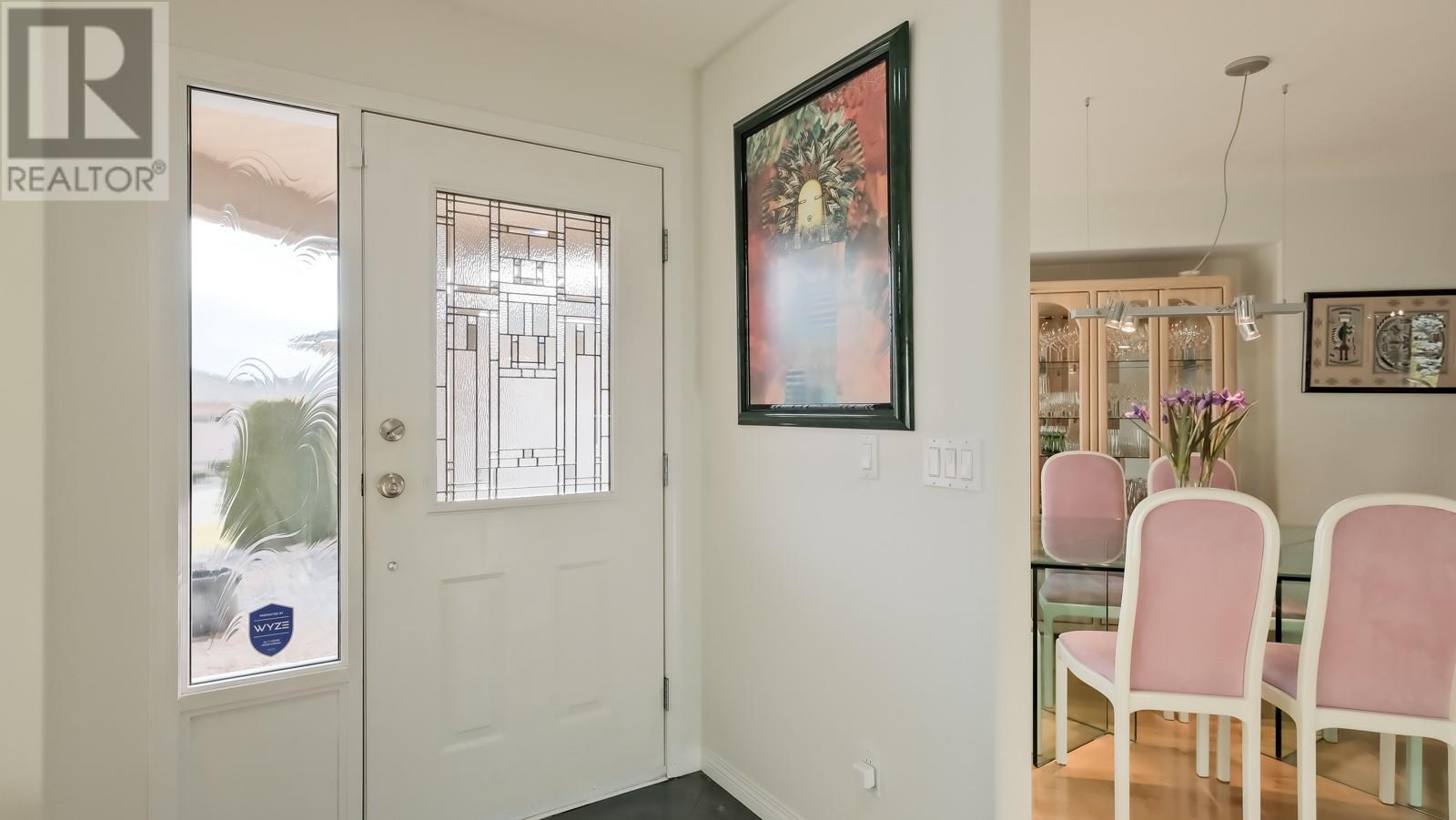 444 Ridge Place, Penticton, British Columbia  V2A 8N7 - Photo 7 - 10341653
