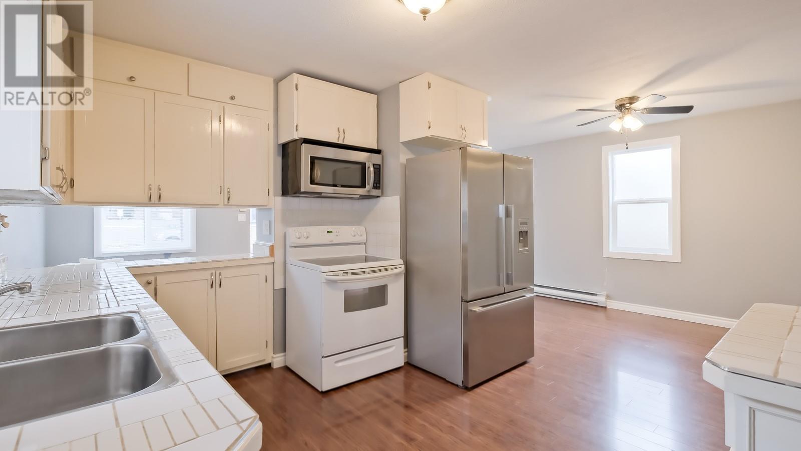 326 Rigsby Street, Penticton, British Columbia  V2A 5S7 - Photo 10 - 10341655