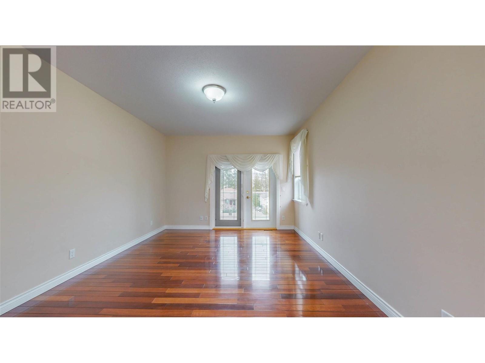6812 Cabernet Place, Oliver, British Columbia  V0H 1T4 - Photo 15 - 10341580
