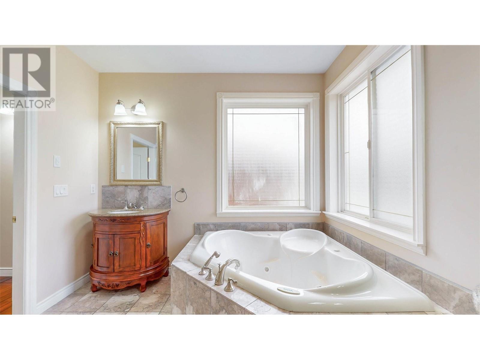6812 Cabernet Place, Oliver, British Columbia  V0H 1T4 - Photo 17 - 10341580