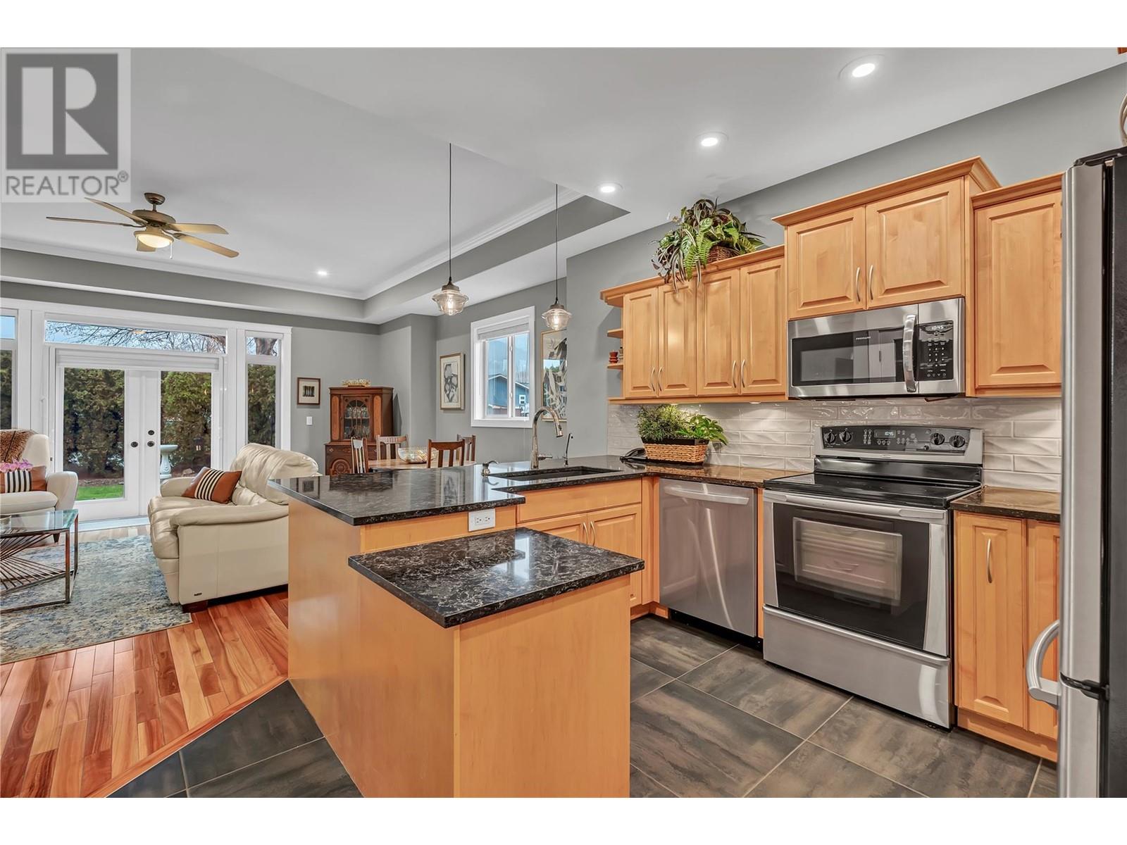 2629 Cornwall Drive Unit# 111, Penticton, British Columbia  V2A 6W2 - Photo 5 - 10341243