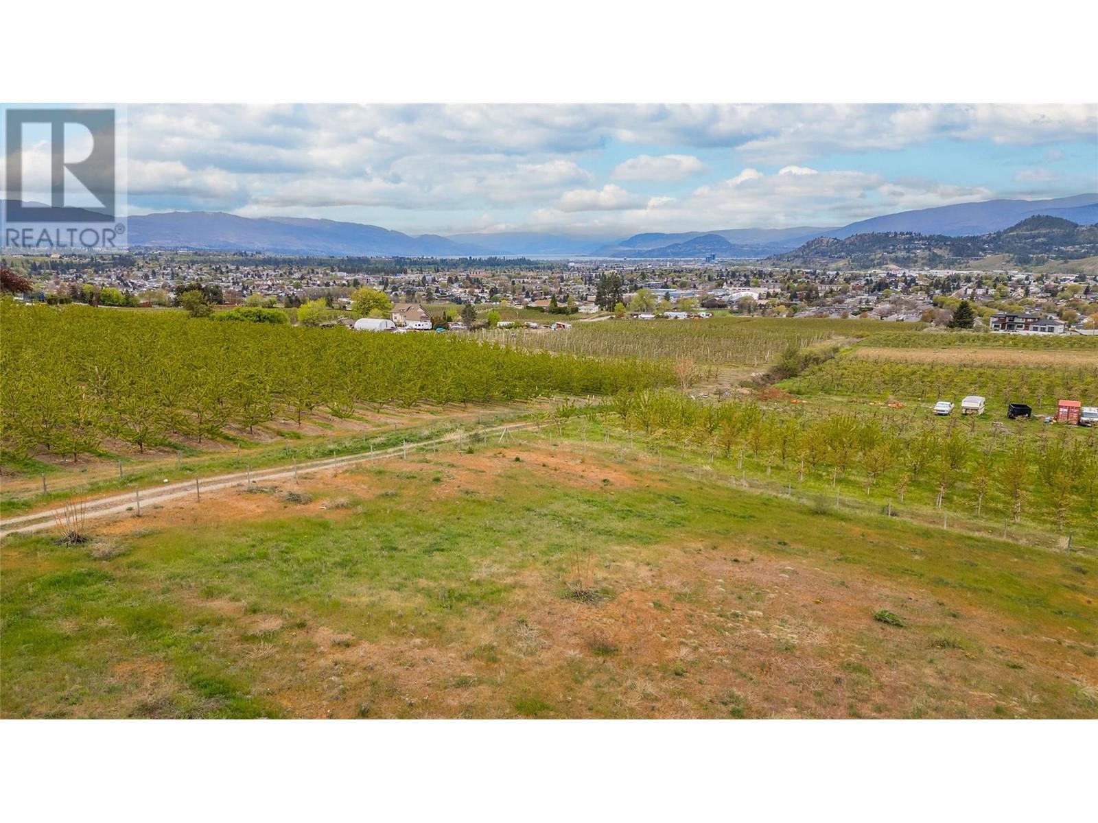1080 Gibson Road, Kelowna, British Columbia  V1P 1B9 - Photo 3 - 10339795