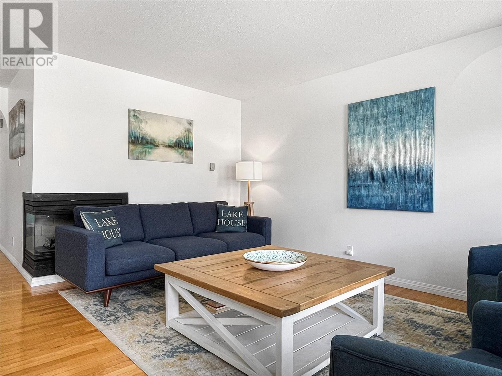 5814 Oleander Drive, Osoyoos, British Columbia  V0H 1V1 - Photo 4 - 10340582