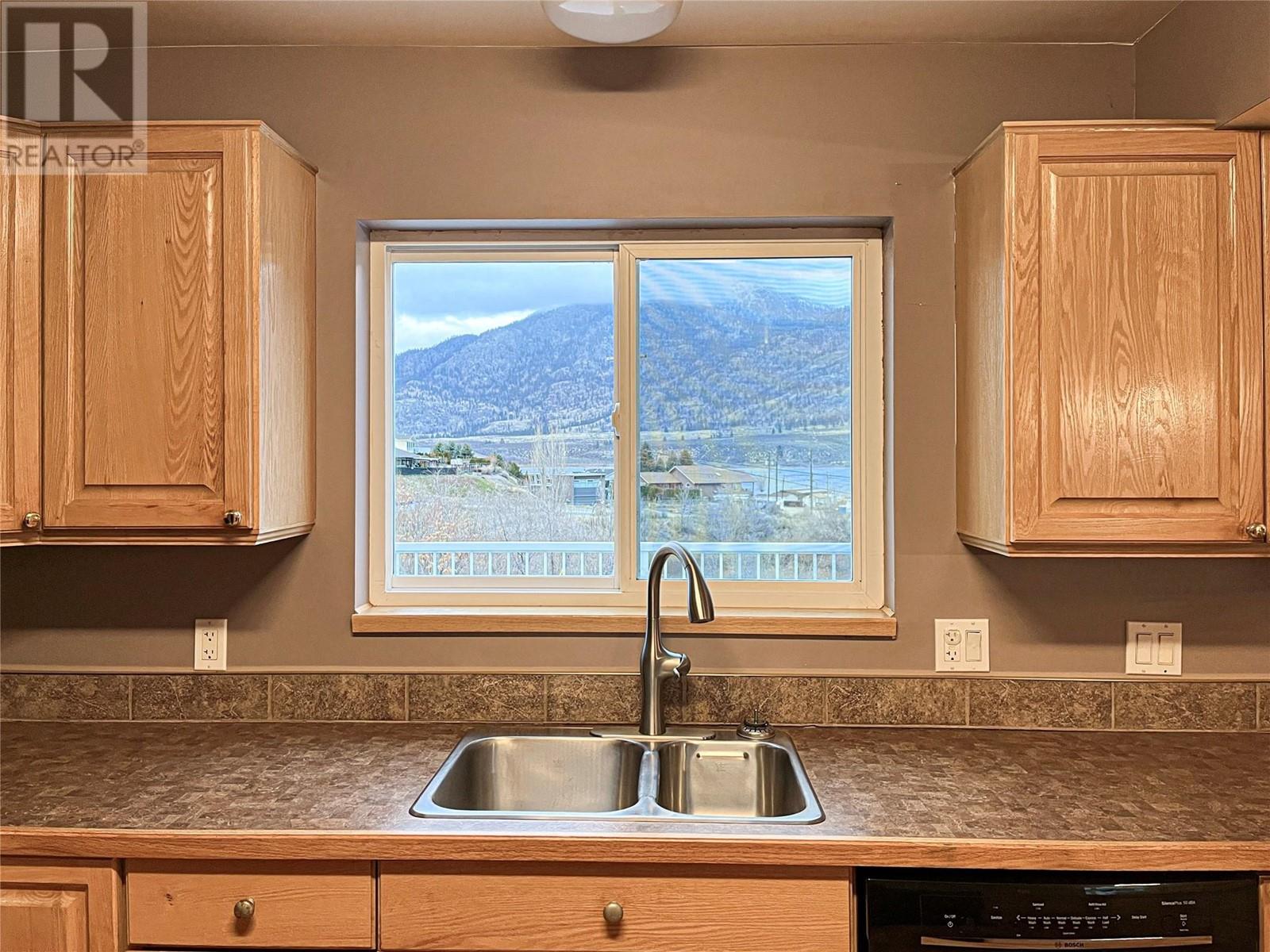 8803 Gala Crescent, Osoyoos, British Columbia  V0H 1V2 - Photo 8 - 10341203